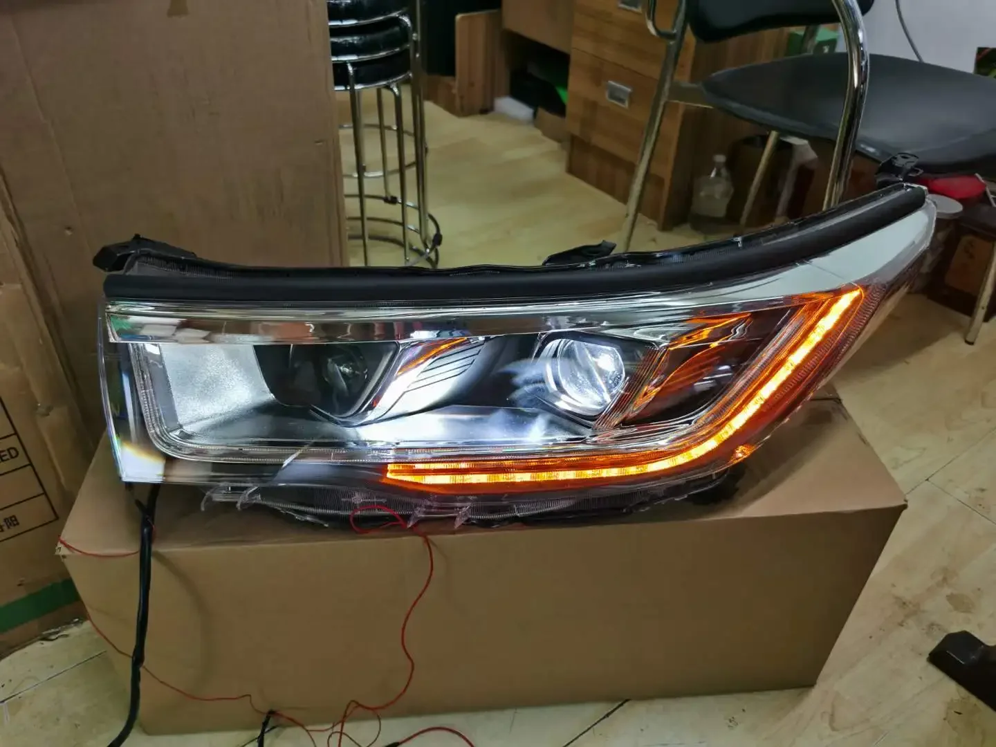 LED Headlight for Toyota Highlander 2015 DRL Daytime Running Light Turn Signal Blue Night Mode With Projector Lens