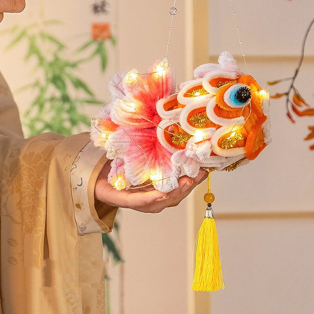 

Cute Chinese Fish Lantern Handmade Traditional Carp Lantern Glowing Intangible Cultural Heritage Celebration Lantern