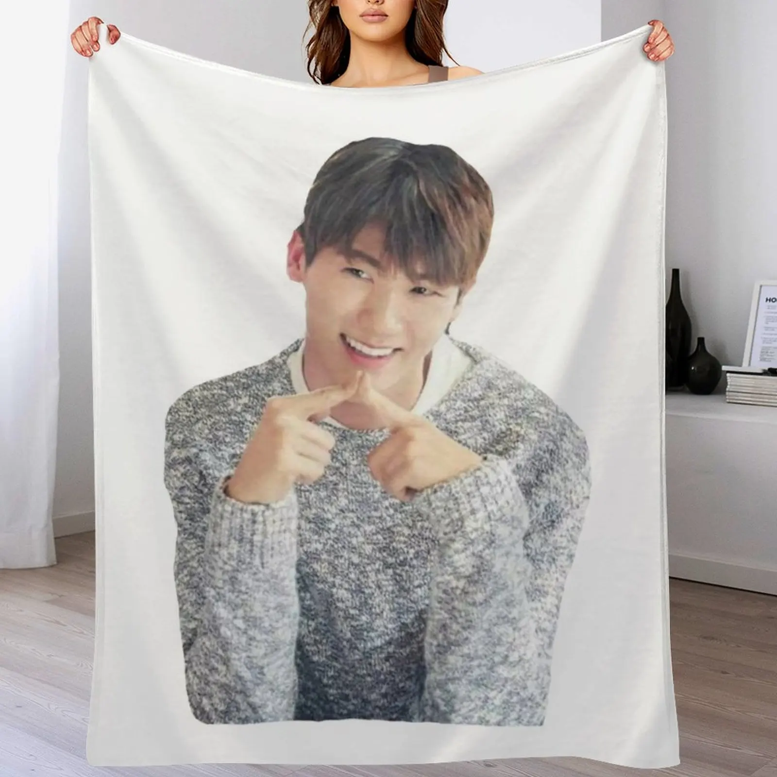 

Min Hyuk Throw Blanket Weighted Bed Fashionable sofa bed Thin Blankets