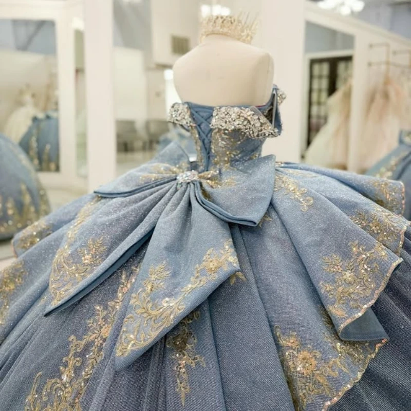 맞춤형 반짝이는 블루 킨세아녜라 드레스 오프 숄더 골든 글리터 데칼 레이어링 보우 롱테일 베스티도 15 킨세아녜라