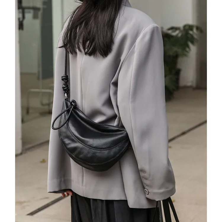 

2025 Korean Saddle Dumpling Bag for Women Minimalist Shoulder Crossbody Purse Fashionable Handbag