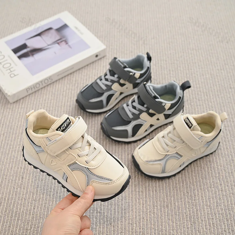 

Children's Fashion Trend Casual Thick Soled Sports Shoes 2025 Spring New Boys' Low Top Breathable Comfortable Non Slip Sneakers