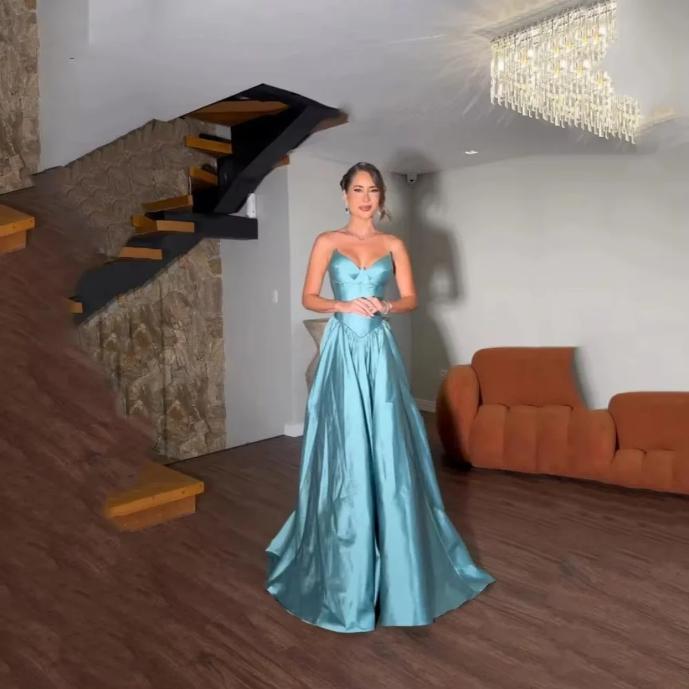 Aangepaste prachtige ruches vrouwen prom dress charmante ruches rits mouwloze vrouwen feestjurk v-hals vrouwen avondjurk