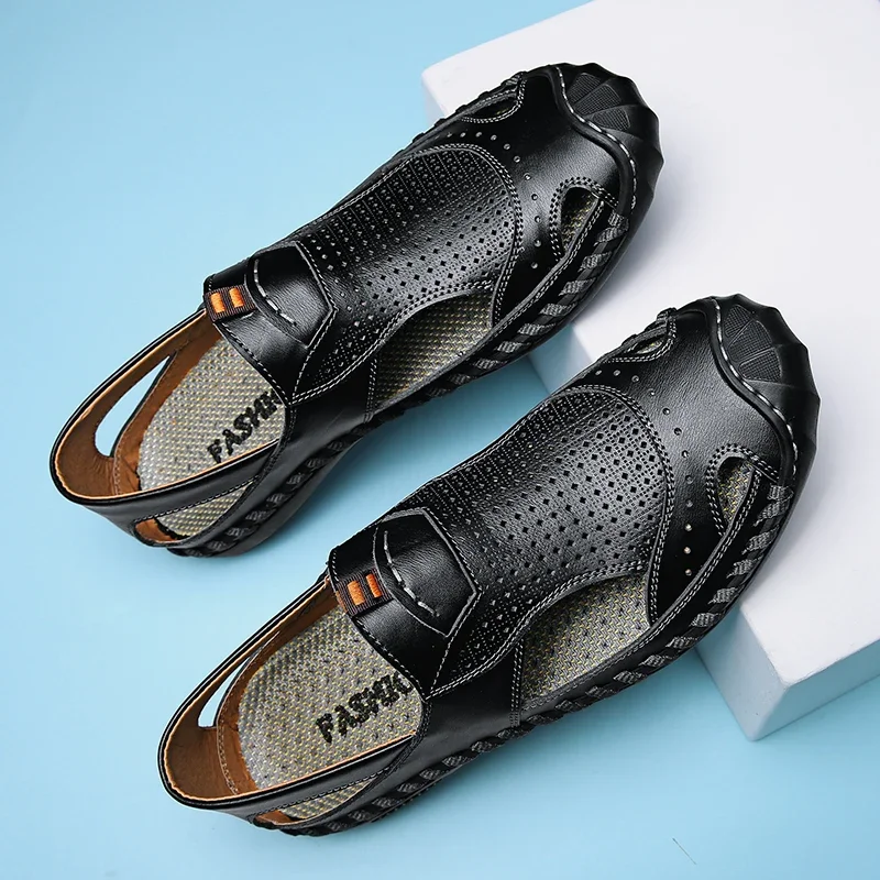 Fashion Men Shoes Casual Brand Slip-On Summer Designer Loafers Men Moccasins With Holes Breathable Men Driving Shoes Size 38-46