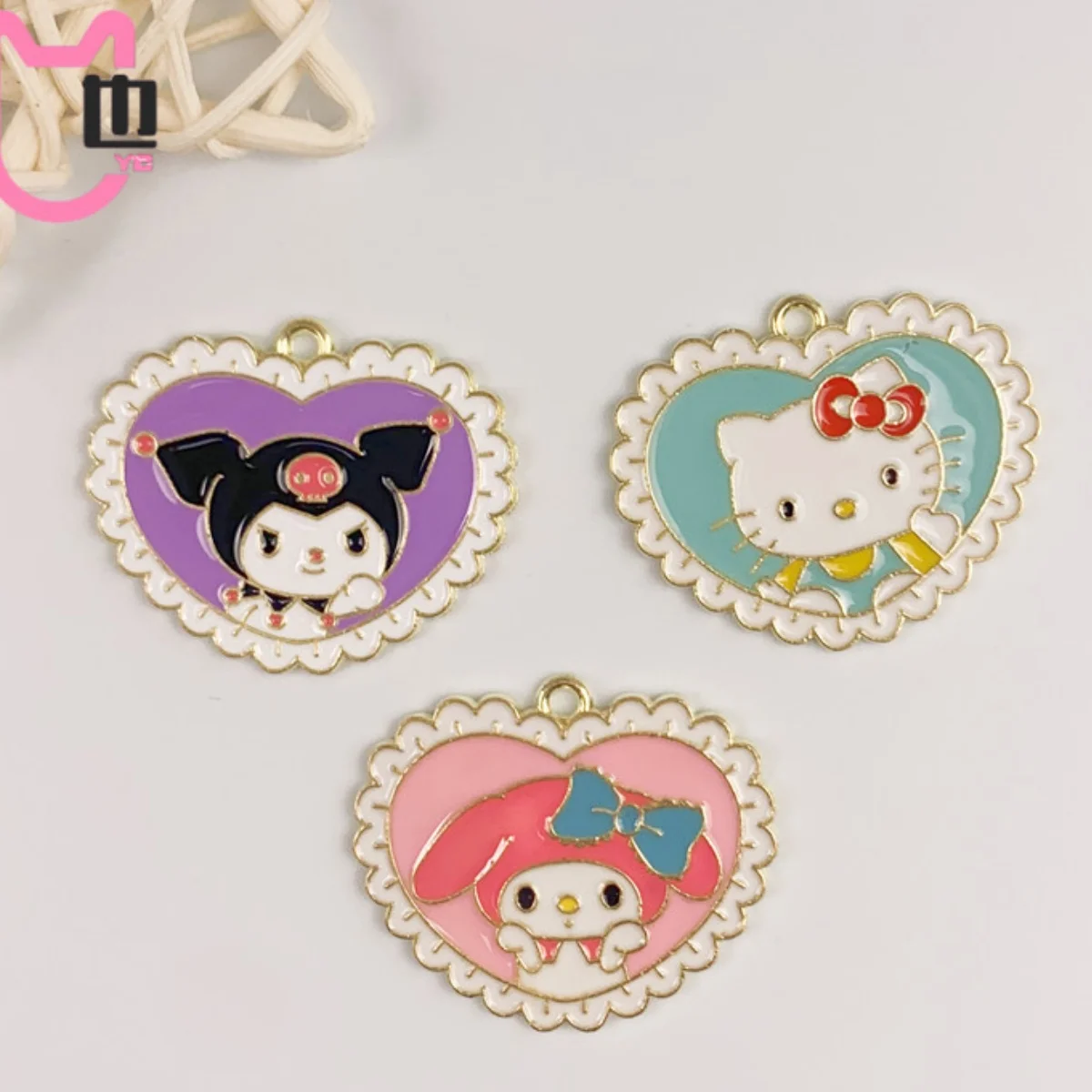 

Kawaii sanrio kuromi cute hello kitty my melody keychain bag accessories DIY necklace pendant alloy jewelry accessories women