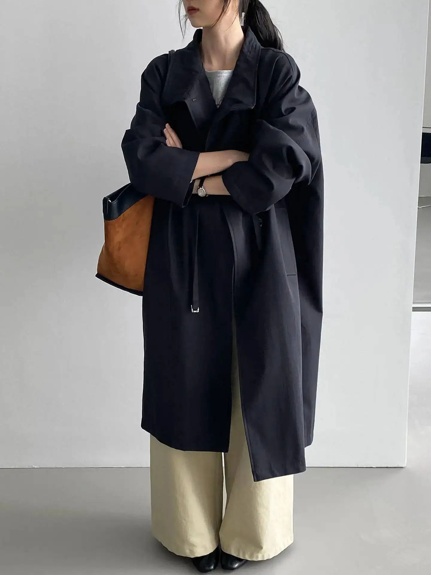 معاطف طويلة غير رسمية فضفاضة جديدة ذات ياقة واقفة على الطراز الإنجليزي كبيرة الحجم للنساء للخريف