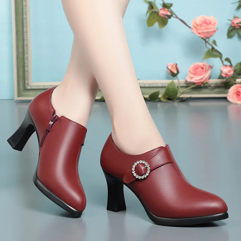 

7,5 см, модные элегантные туфли из мягкой кожи с глубоким вырезом и стразами, женские туфли-лодочки, весенние туфли на высоком каблуке 2025, офисная модель