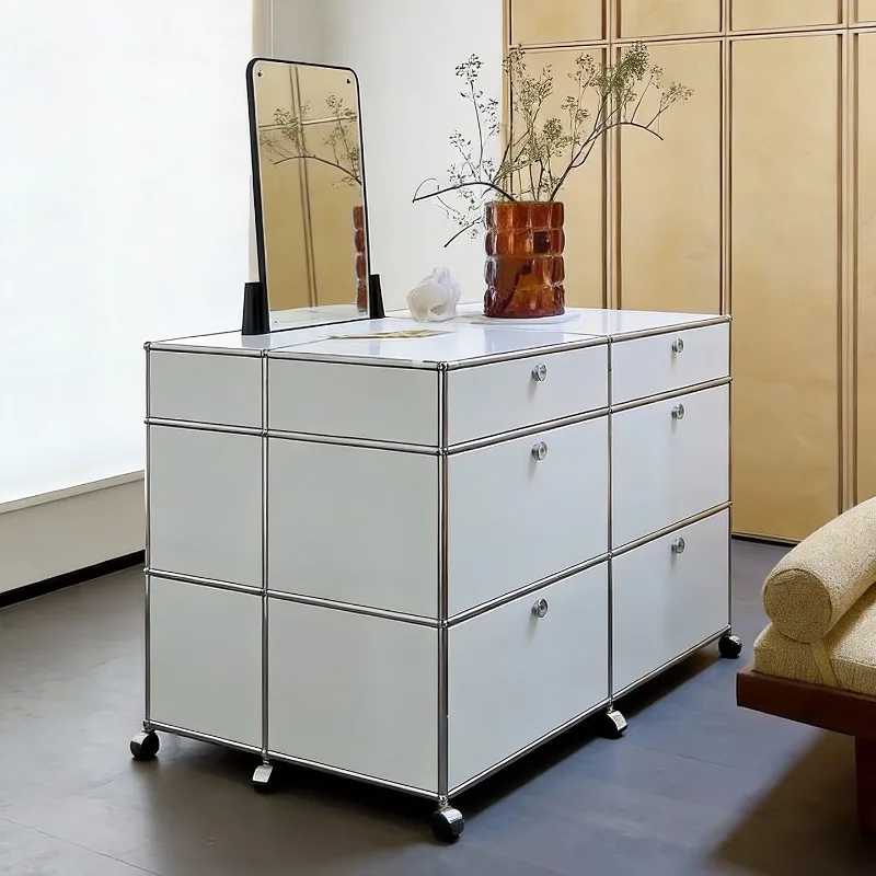 Floor-to-ceiling jewelry cabinet High-end villa cloakroom storage locker