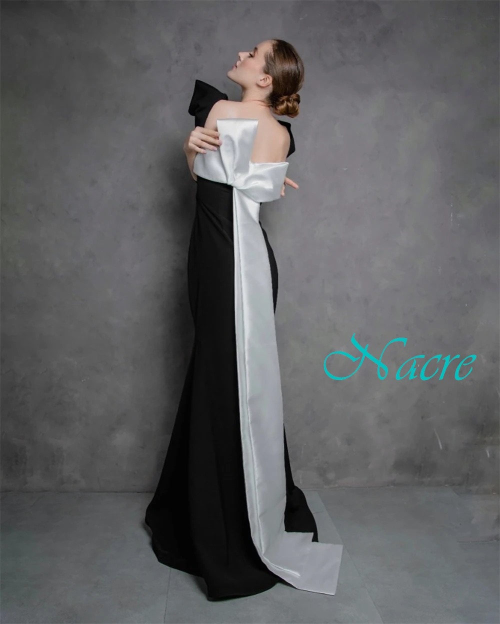 カスタマイズされたファッションサテンコントラストカラーイブニングドレス繊細な長袖ウエディングドレス繊細なリボン特別な日のドレス