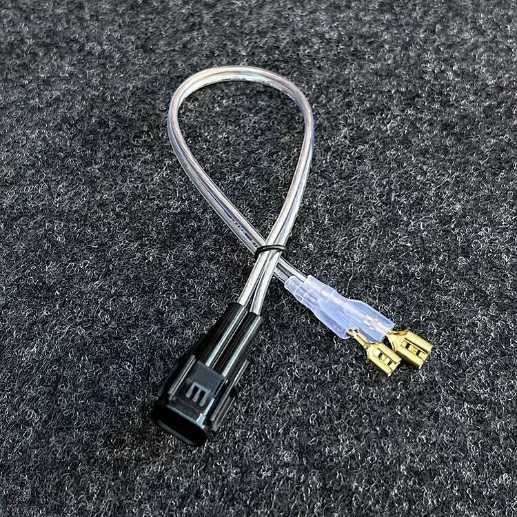 This is suitable for installing the speaker wiring plug of the new Honda Breeze without breaking the wires and without damage