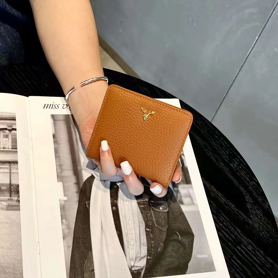 2023 New Women Wallet Genuine Leather Short Purse High Quality Leather Ladies Card Holder Bag Ultrathin Credit Card Wallets