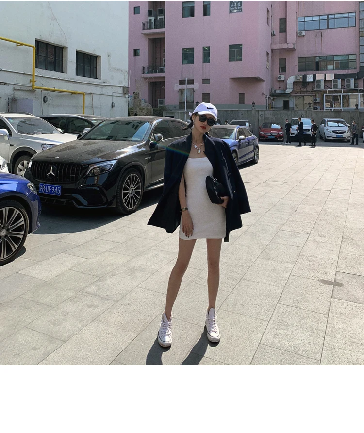 AOSSVIAO Sexy Slim Fit Bodycon Minikleider für Frauen 2026 Sommer Neuankömmling Schwarz Weiß Grau Tankkleid mit quadratischem Ausschnitt – Detail 14
