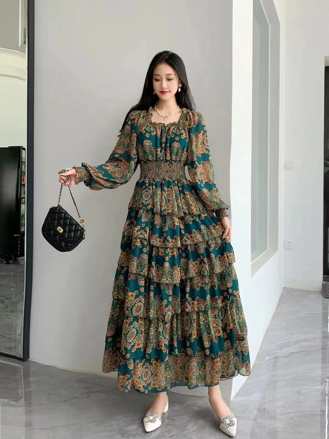 2023 New Spring Autumn Women Long Sleeve Slim Long Dress High Quality Retro Print Sweet Multi-layer Cake Big Hem Elegant Dress