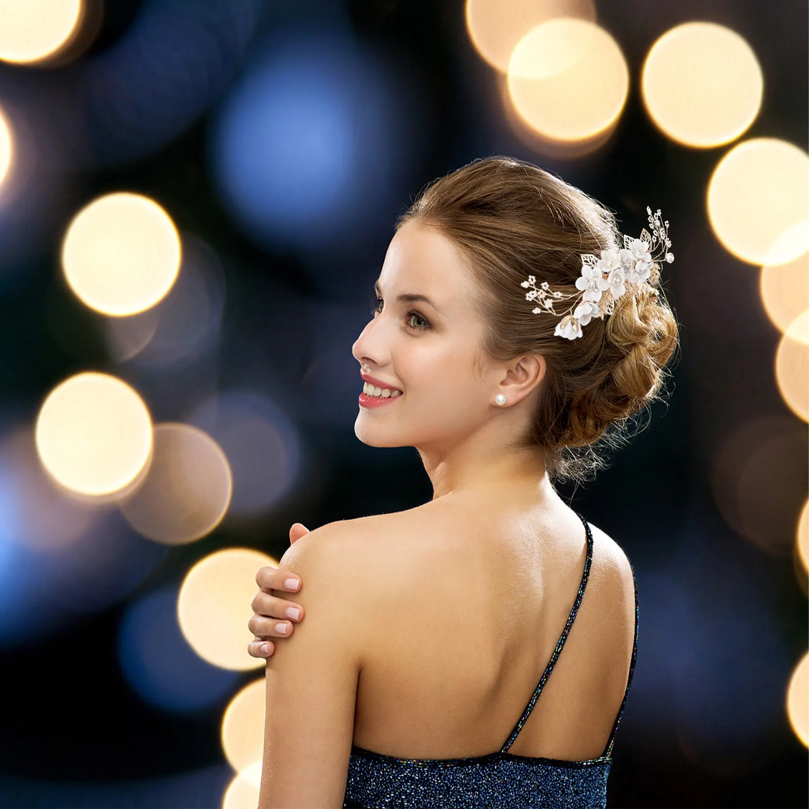 

Premium Wedding Hair Comb Alloy Rhinestone Flower Shape Bridal Hair Piece for Bride Bridesmaid Party Prom Engagement Anniversary