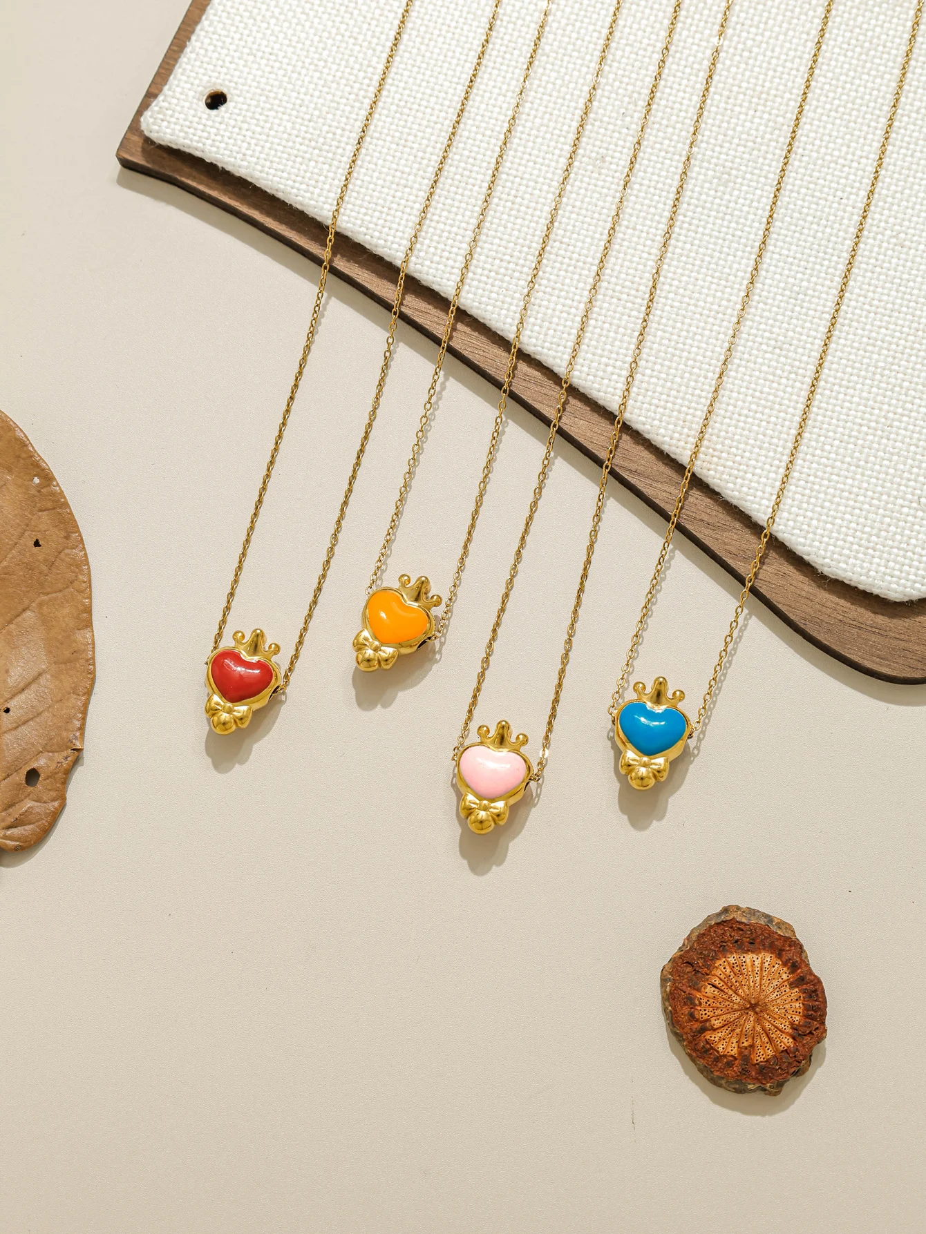 

2026 Peach Heart Crown 3D Stainless Steel Necklace with Colorful Heart Pendant, Valentine's Day Necklace Gift Jewelry