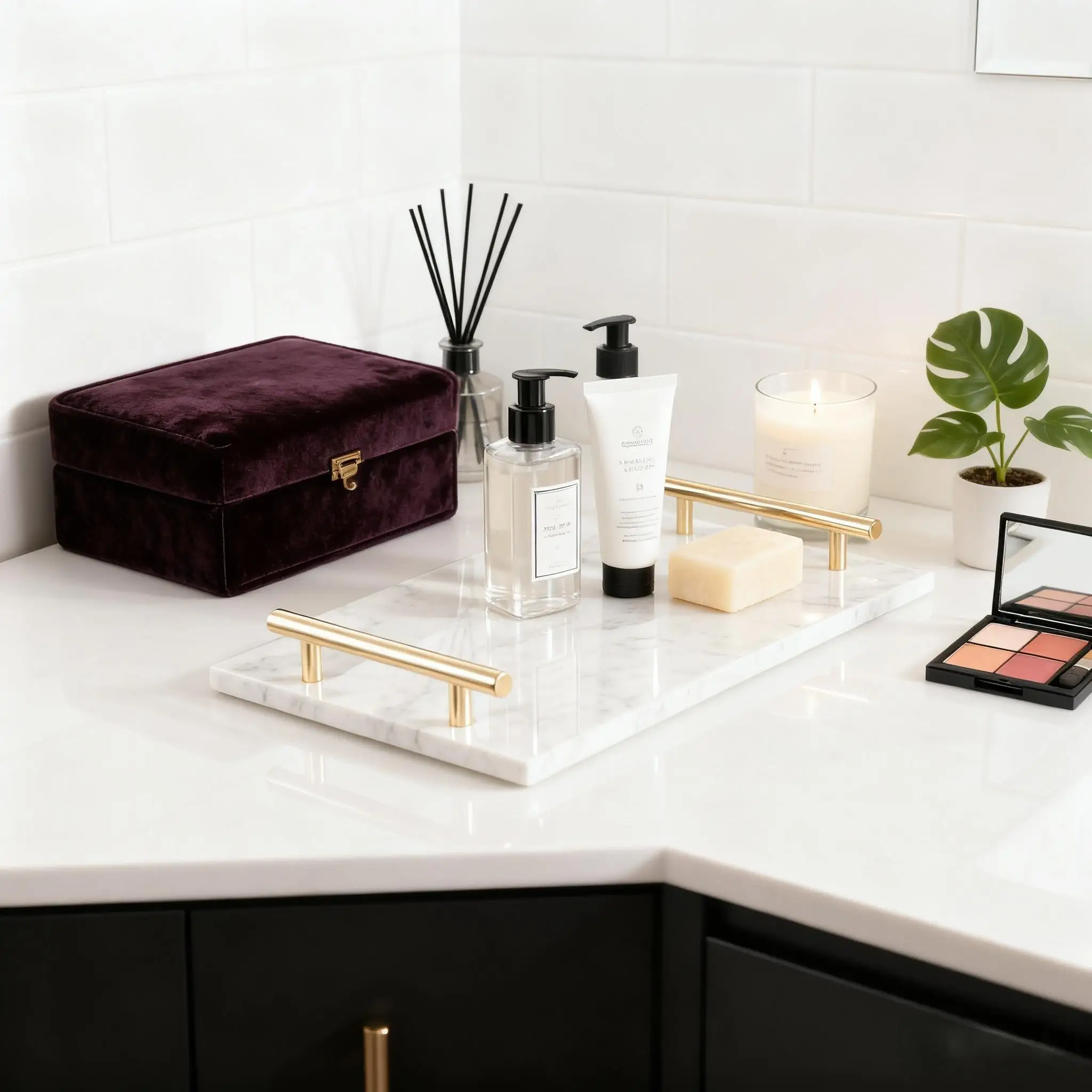 Badezimmertablett aus 100 % natürlichem weißem Marmor – eleganter Waschtisch-Aufsatz-Organizer für Gästehandtücher, Servietten und Badezimmerutensilien