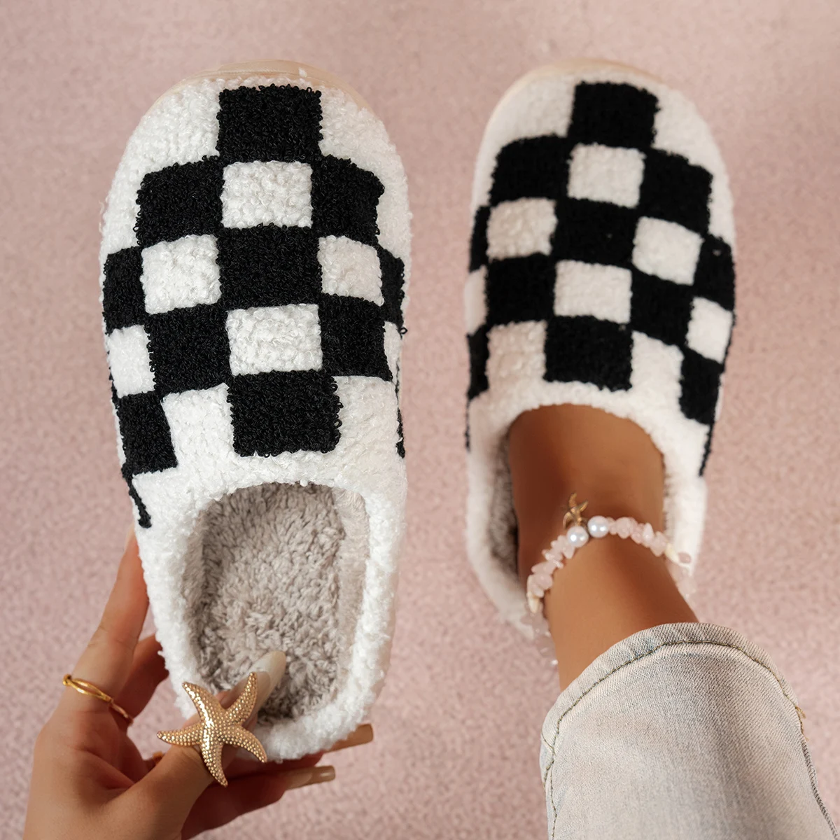 Comfy Leisur Checker Women's Fashion Slippers Winter Indoor Warm Plush Bedroom Anti-slip Soft Sole Classic Couple Home Shoes Men
