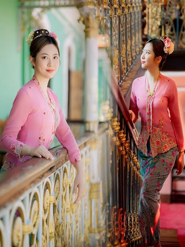 

New Pink Embroidered Ruffle V-neck Slim Fit Open Cardigan Set Women's Traditional Ethnic Photography Clothing Malay Chinese S...