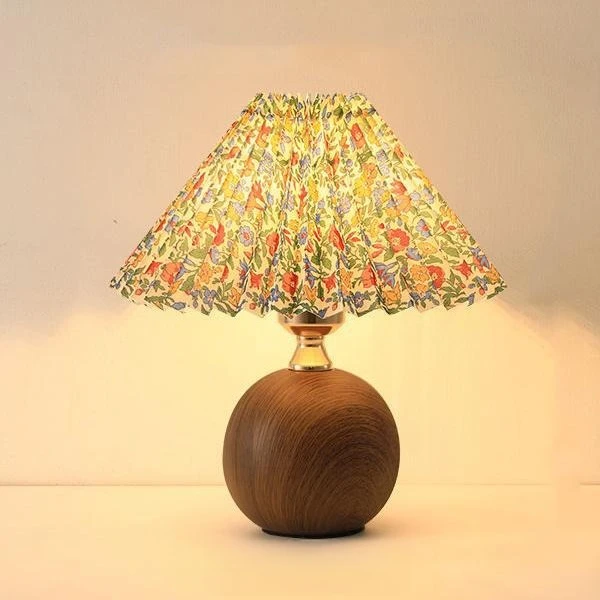 

High Appearance Pleated Desk Lamp INS Vintage Nordic Style Bedside Lamp, Aesthetic Lighting for Girls Bedroom Nursing Room Decor