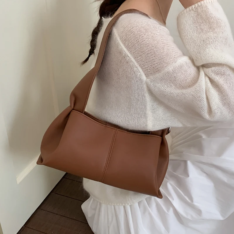 

Casual Pleated Handbag New Luxury Women's Shoulder Bag Designer-style Soft Underarm Bag Women's Fashion And Elegant Storage Bag