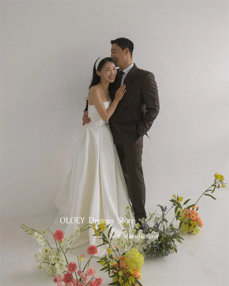 OLOEY Simple A Line Satin Wedding Dresses Korea Photoshoot Strapless Floor Length Bridal Gowns Corset Back Plus Size