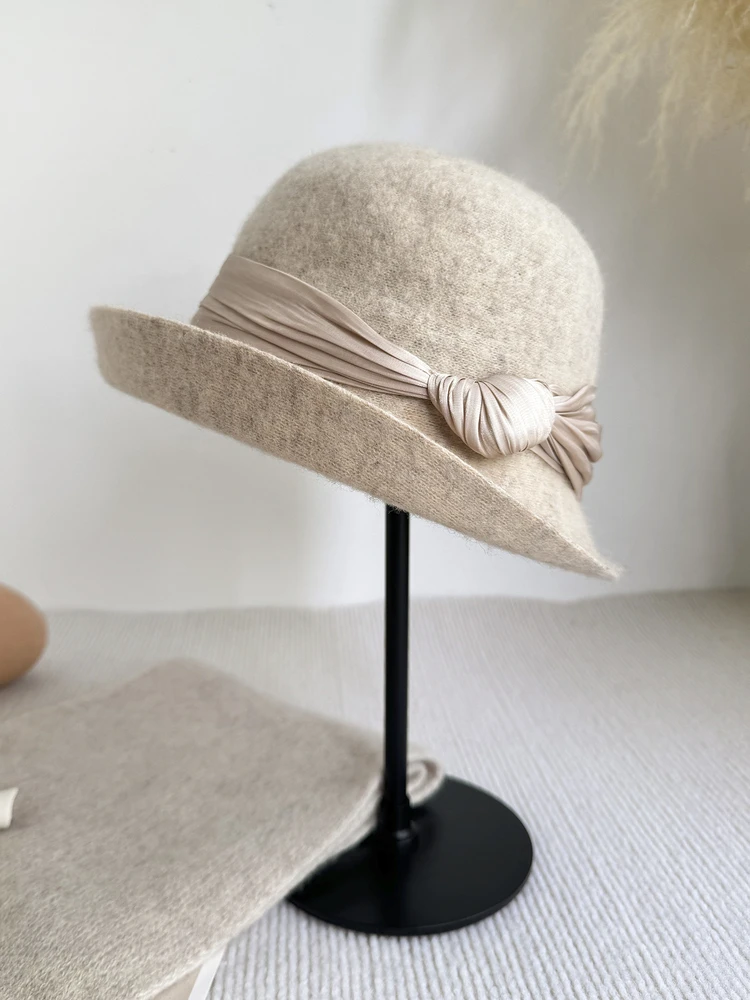 エレガントな秋冬レディースフィッシャーマンハット、裾付きソフトウィートカラー、小顔効果のある帽子、高品質折りたたみ式ワイドブリムハット