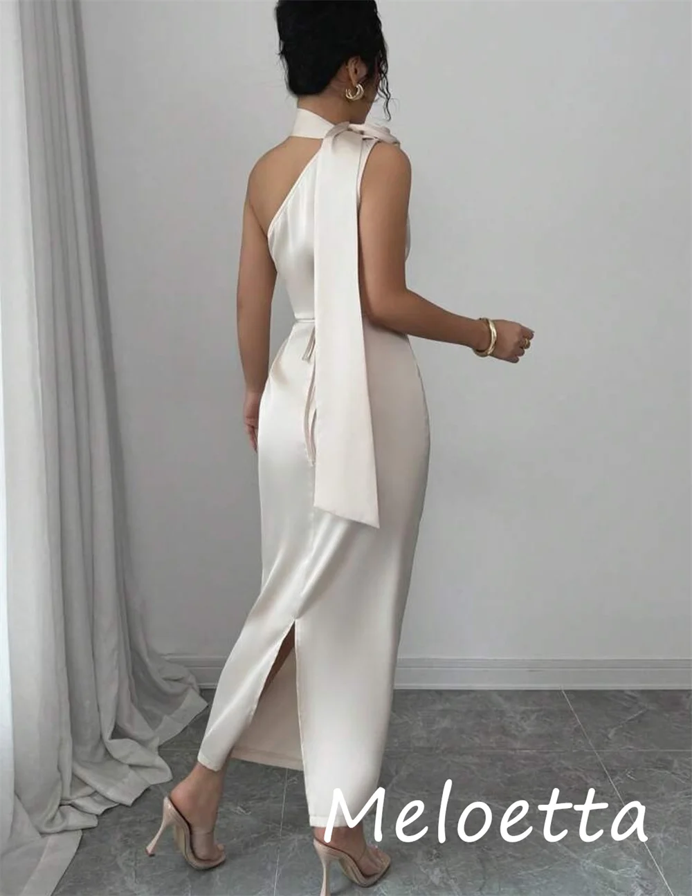 Customized Modern Style Charmeuse Flower Pleat Straight Halter Midi Dresses Bespoke Occasion Exquisite