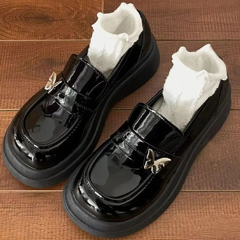 Letnie obuwie damskie Loafers Shoes for Women 2024 Normal Leather Casual Platform Round Toe Black Cute Kawaii on Sale Fashion E