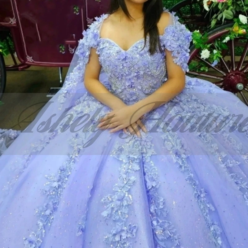 Maßgeschneiderte, bezaubernde süße 15- bis 16-jährige Mädchen-Quinceanera-Kleider mit Umhang, 3D-Blumenmuster, Schnürung, Ballkleid, Abschlussball, Partykleid, Festzug, Neu