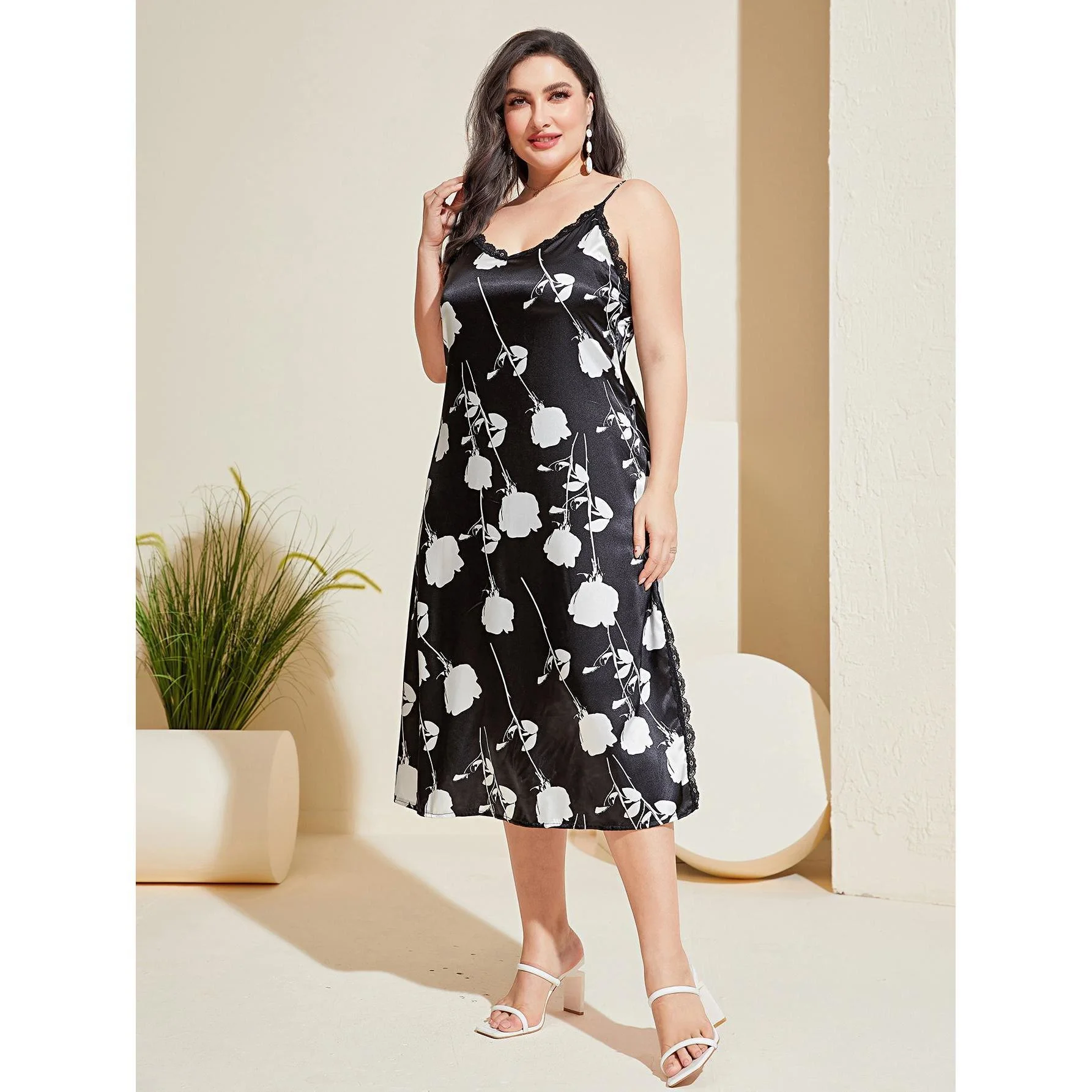 

Plus Size Women's Clothing 2023 Summer Lady Temperament Commuter Large Size Print Halter Dresses Sleeveless Loose Backless Dress