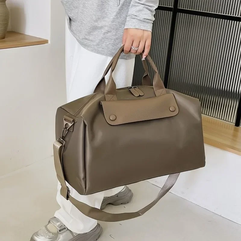 

Simple Fashionable Tote For Women Designer Leather Crossbody Bag Elegant Textured Shoulder Bag For Use As A Versatile Diaper Bag