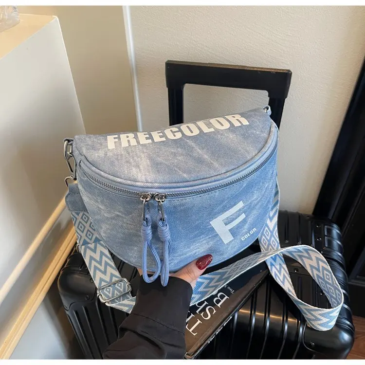 

New Denim Messenger Bag Women's Simple Large-capacity Shoulder Bag Zipper Mobile Phone Change Bag Versatile