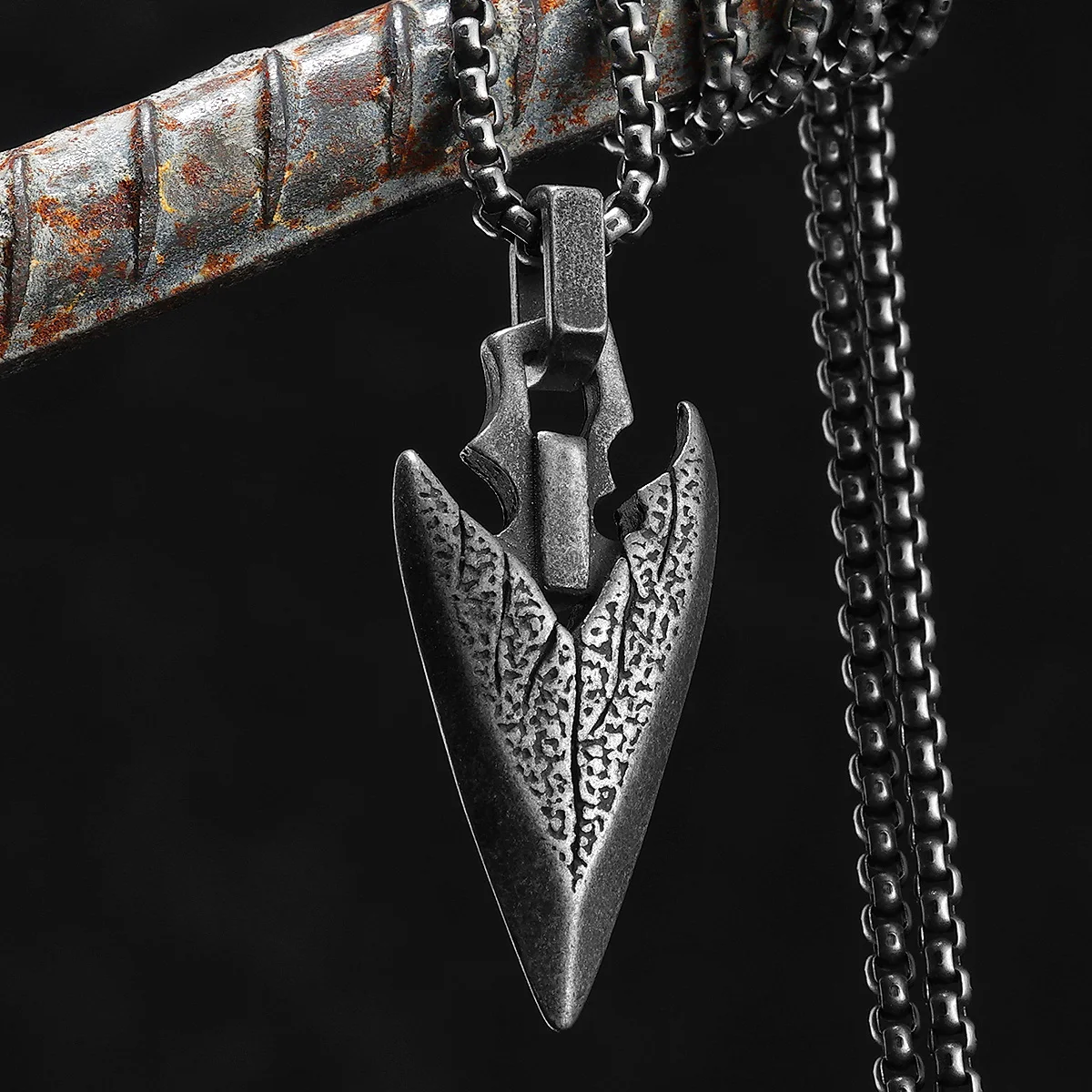 Retro Viking Arrow Texture Men Necklaces Stainless Steel Pendant Chain Women Punk Fashion Jewelry New Accessories Gift Wholesale