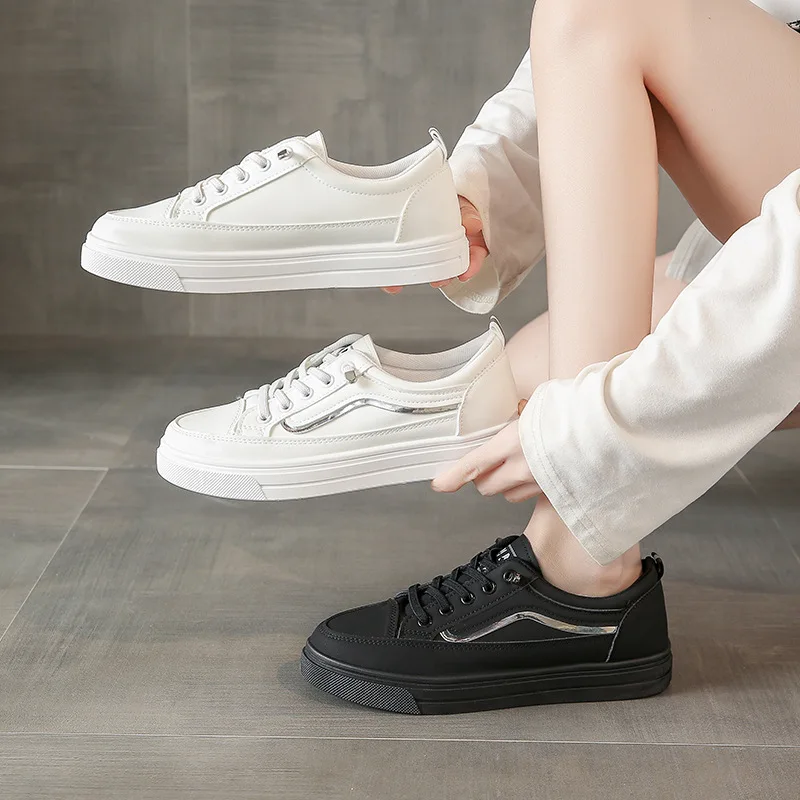 

The 2025 New Spring and Autumn Retro White Sneakers, Thick-soled Sneaker Shoes, Versatile Ins Trendy Student Sneakers for Women
