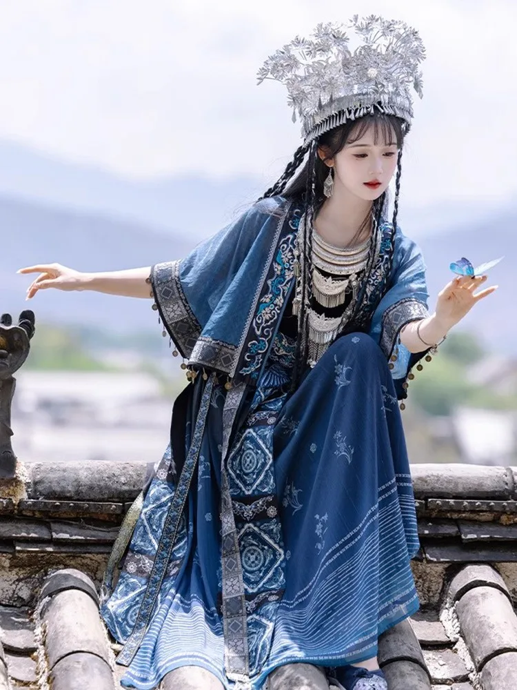 

New style of Hanfu ethnic foreign set, heavy Industry front-opening jacket, costume