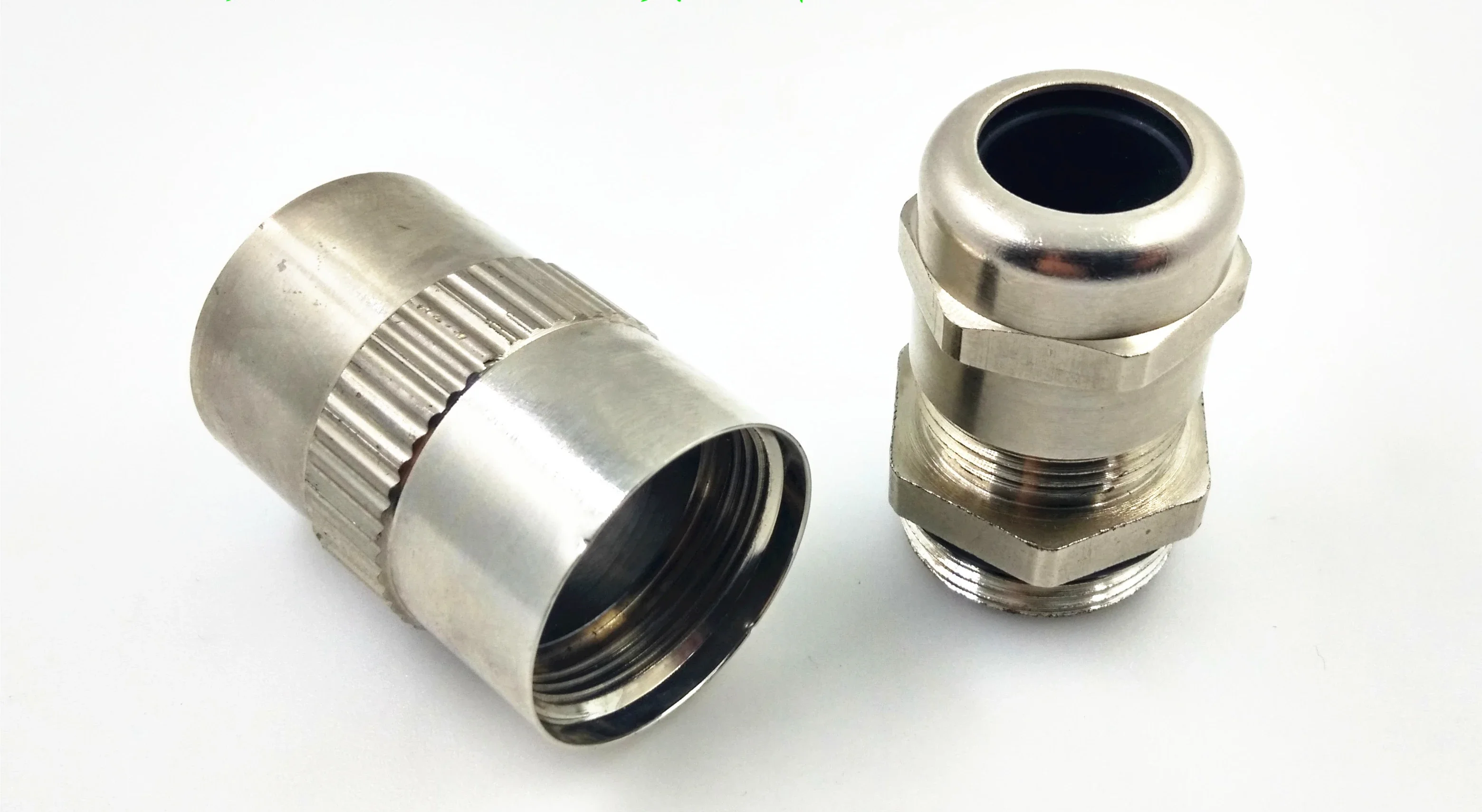 SourIAU BURNDY Industrial Circular Connector No. 18 Housing Metal Tail Attachment UT0S18JCS