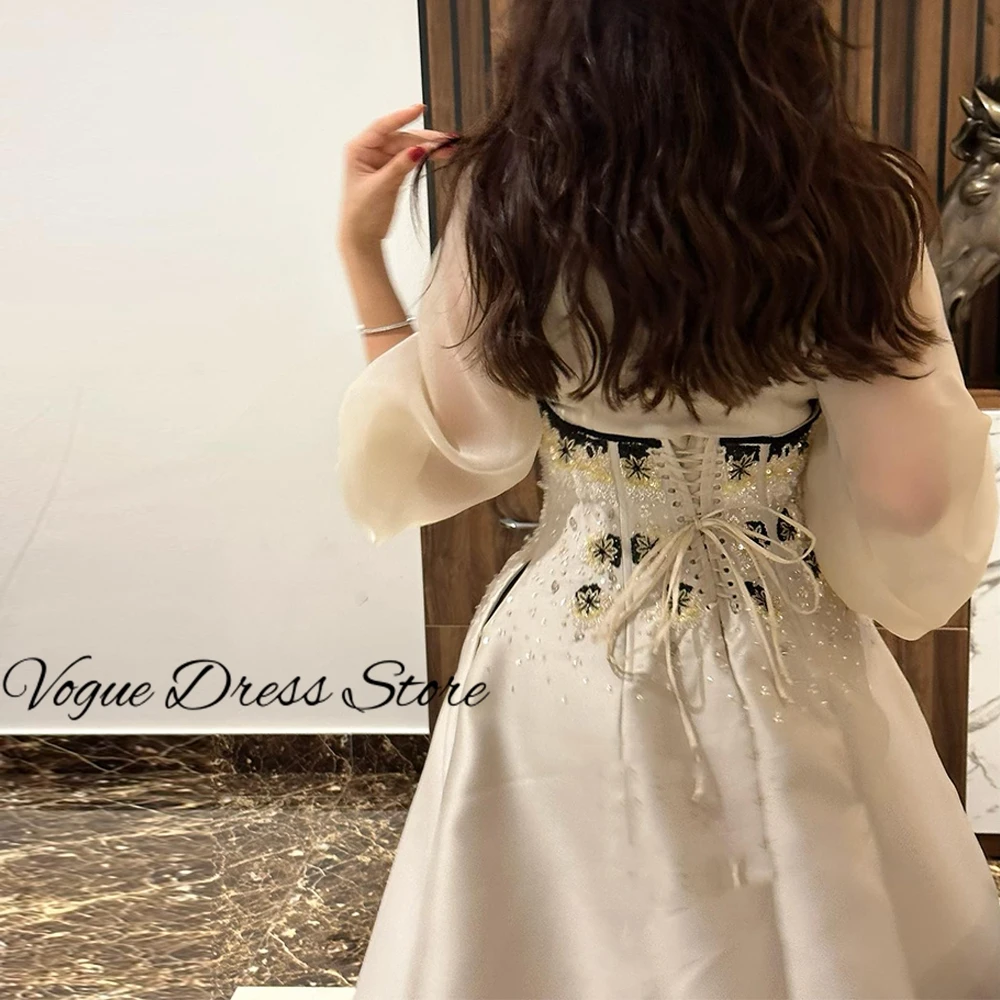 رشيقة الساتان والأورجانزا فستان سهرة مخصص الخامس الرقبة طويلة الأكمام فستان العودة للوطن الدانتيل حتى الظهر الزهور فساتين المشاهير