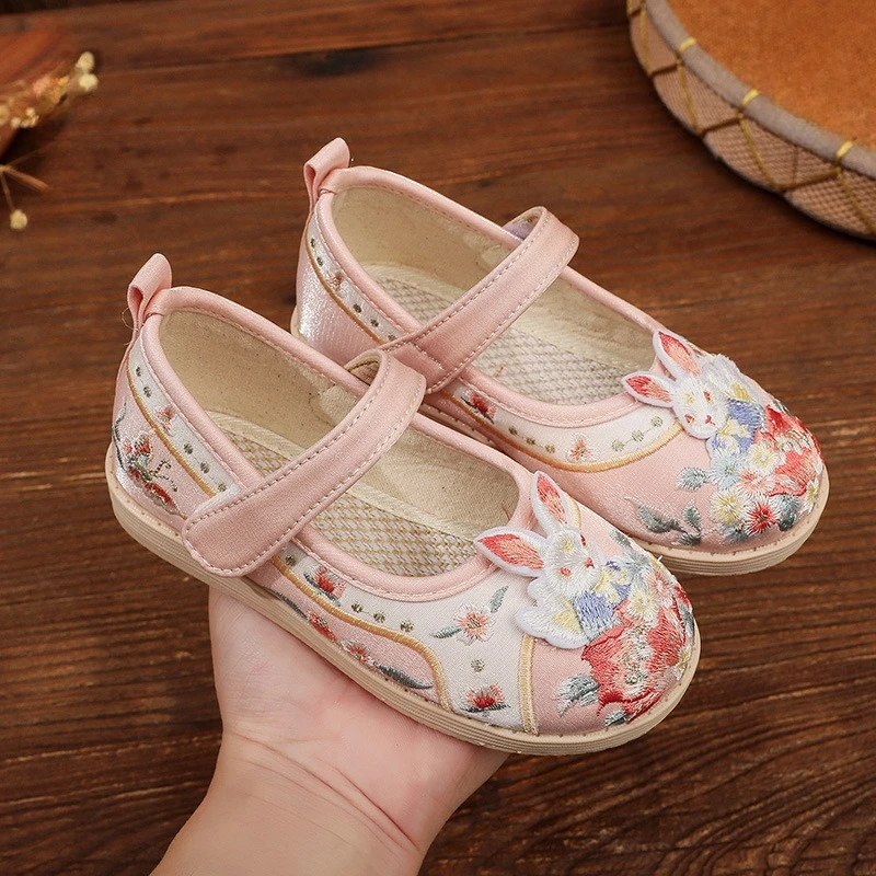 Sweet Rabbit Children's Embroider Cloth Shoes Spring Autumn Princess Causal Girls Hanfu Shoes Dress Versatile Kids Ballet Shoes