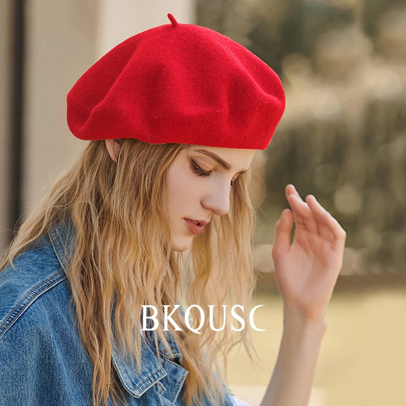 Classic Red Hat Winter Warm Wool Women Berets Fashion Metal Label Artist Wool Painter Hats Ladies Stylish Solid Color Beret Caps
