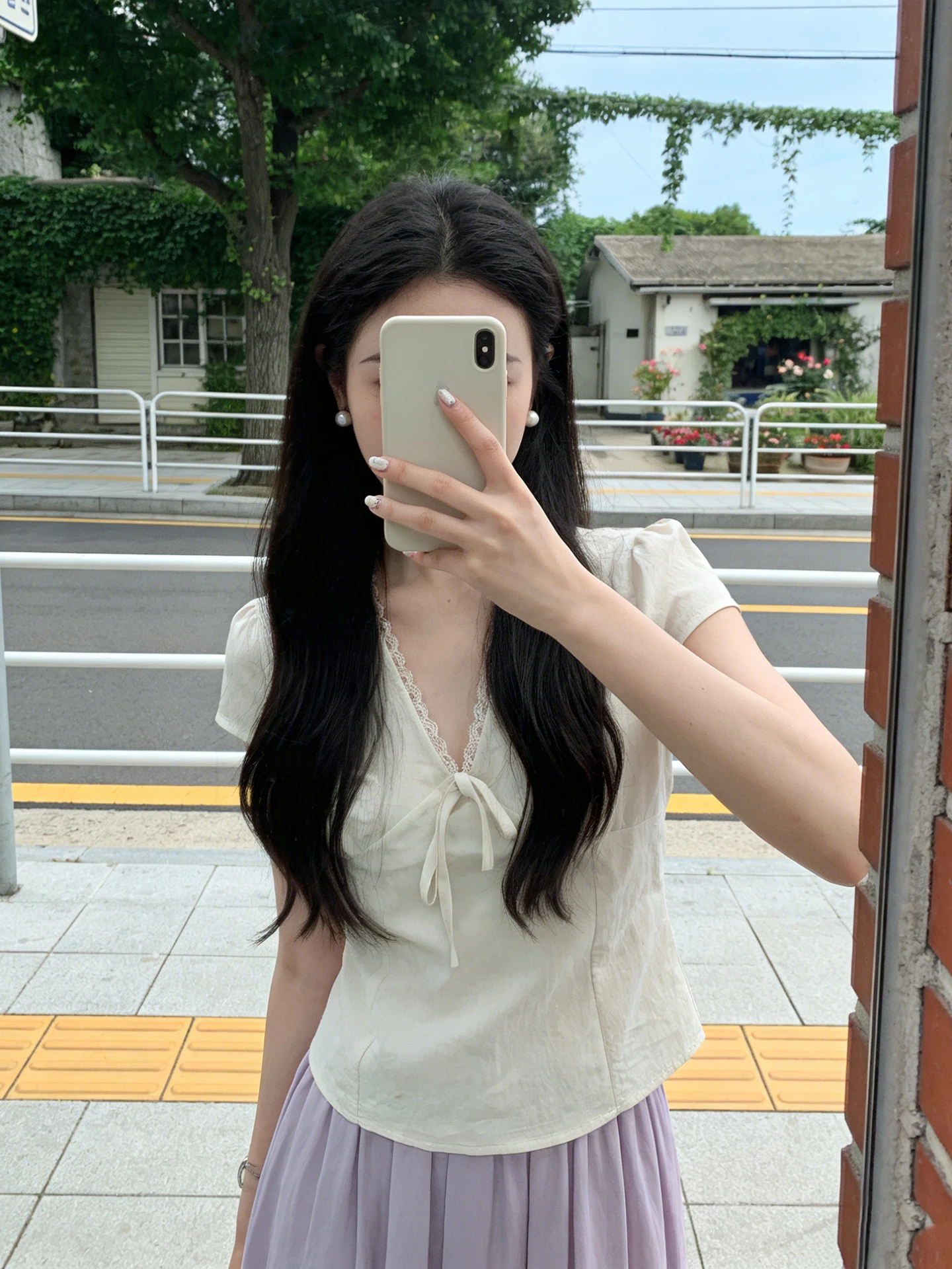 

Korean Sle Sweet V-Ne ort Sve irt Women's Faion 2026 New Summer Unique Beautiful Small irt Commute Sle