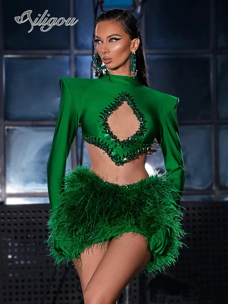 Ailigou-sexy manga comprida oco top curto para mulher, saia bandagem verde, pluma de diamante de luxo, festa 2 set, outono, novo, 2022