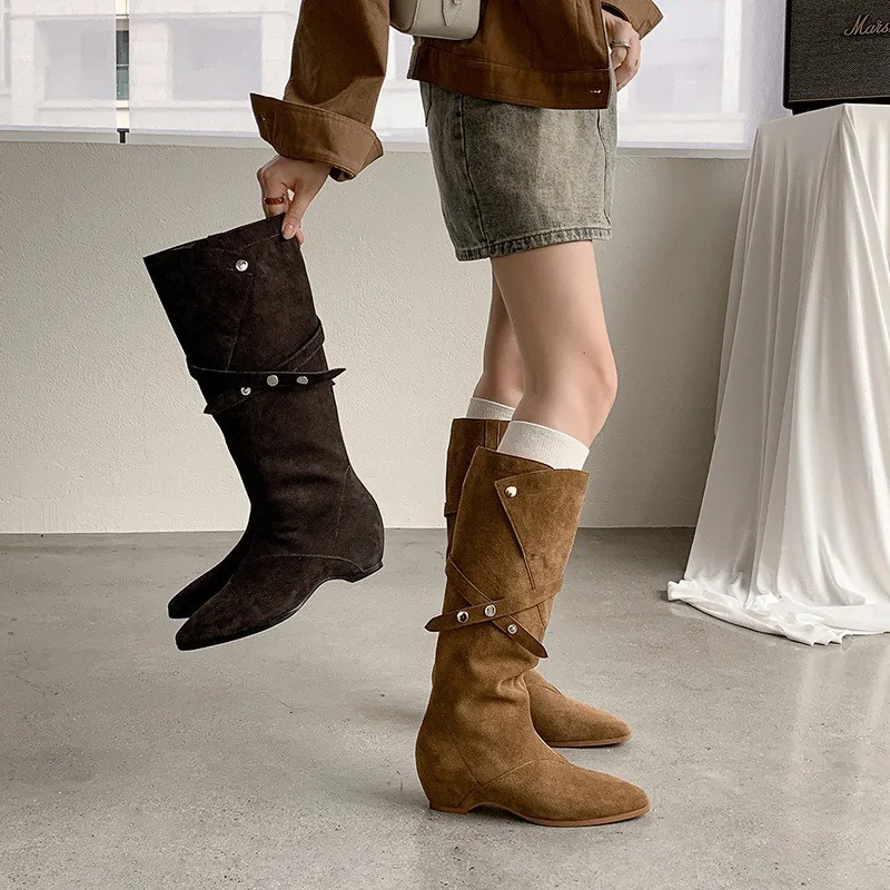 Chaussures pour femmes de haute qualité, nouvelles bottes de chevalier à bout carré, chaussures de luxe à la mode pour femmes, bottes hautes au genou de créateur, Sapato Feminino