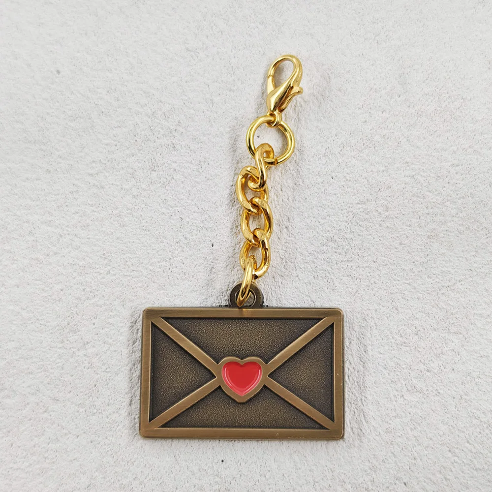 Sabrina Carpenter E-Mails, die ich nicht senden kann, Metall-Schlüsselanhänger, Musikalbum-Merch, rotes Herz, Umschlag-Anhänger, Schlüsselring, Geschenk für Musikfans, Tasche Ch – Detail 9
