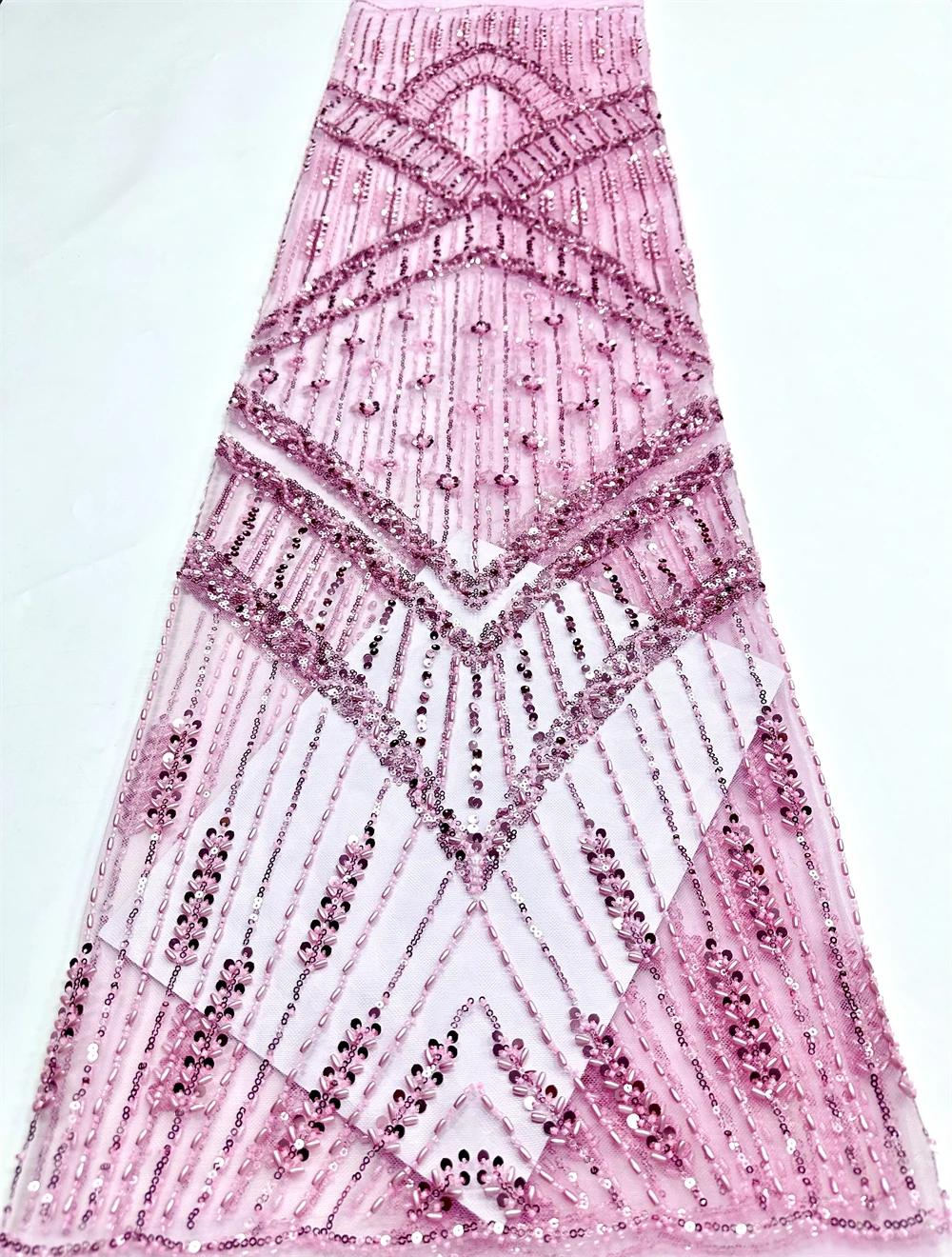 أحدث صيحات النمسا لعام 2026 بأفضل جودة من الدانتيل المطرز بشبكة ناعمة أنيقة مع قماش الخرز لفستان سهرة الزفاف وموسم الحفلات