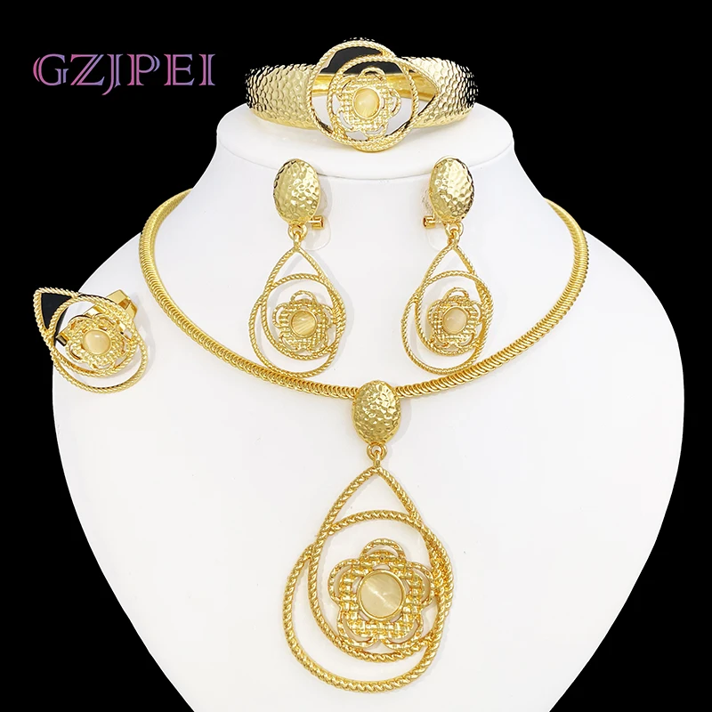 

Dubai Gold Color Jewelry Set For Women White Stone Luxury Design 24k Gold Plated Necklace Earring Ring Bracelet 4Pcs