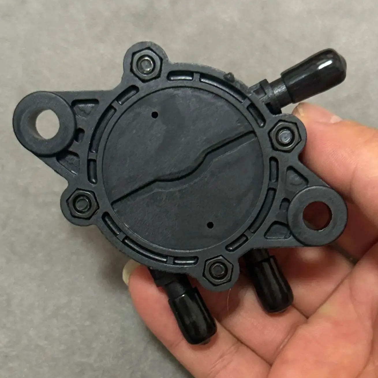 kipor-kge1000ti-07100-燃料真空ポンプは、kipor-ig1000-ig2000-ig2600-kipor発電機部品に適合します。