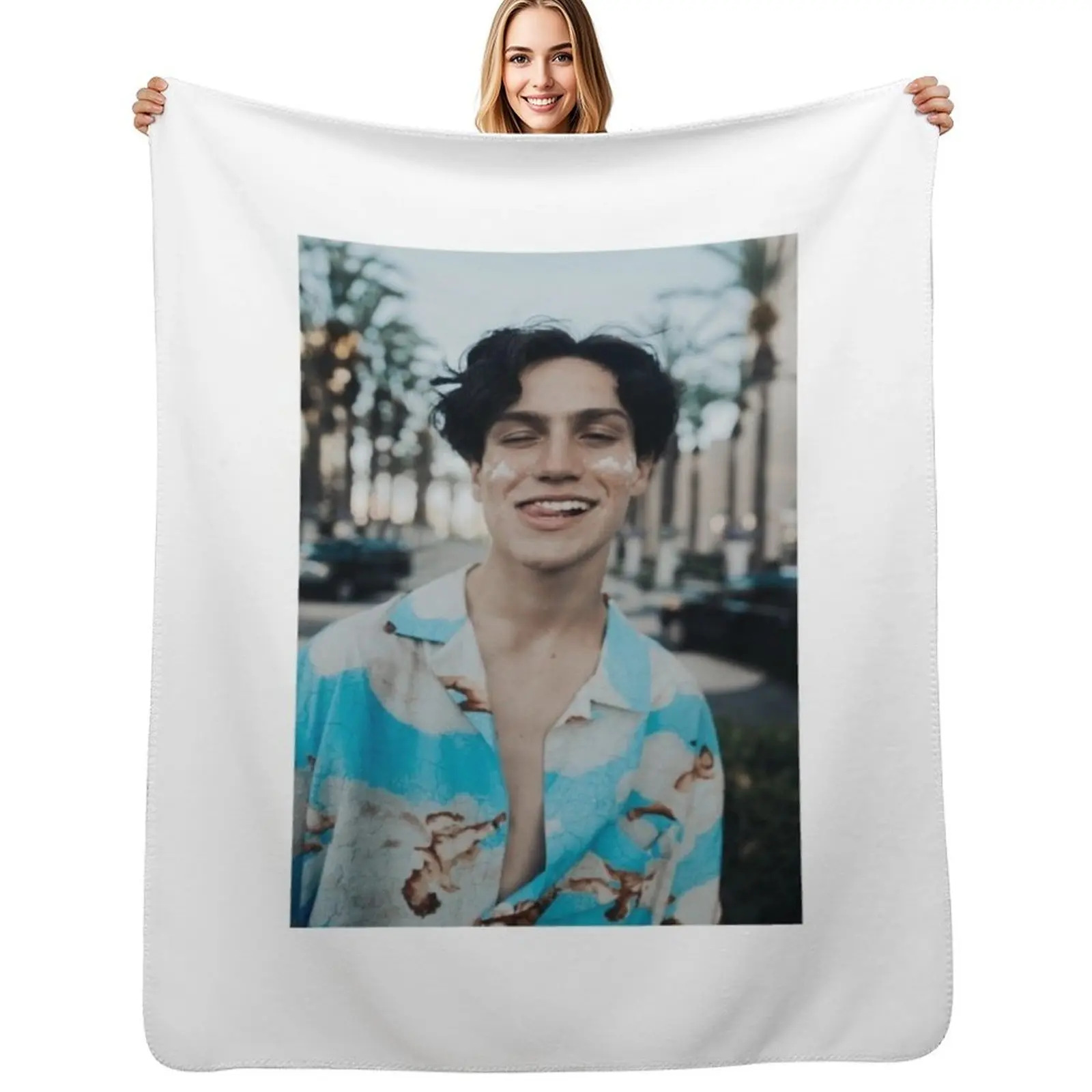 

lil huddy Throw Blanket Luxury Stuffeds Sofa Quilt Decorative Throw Blanket