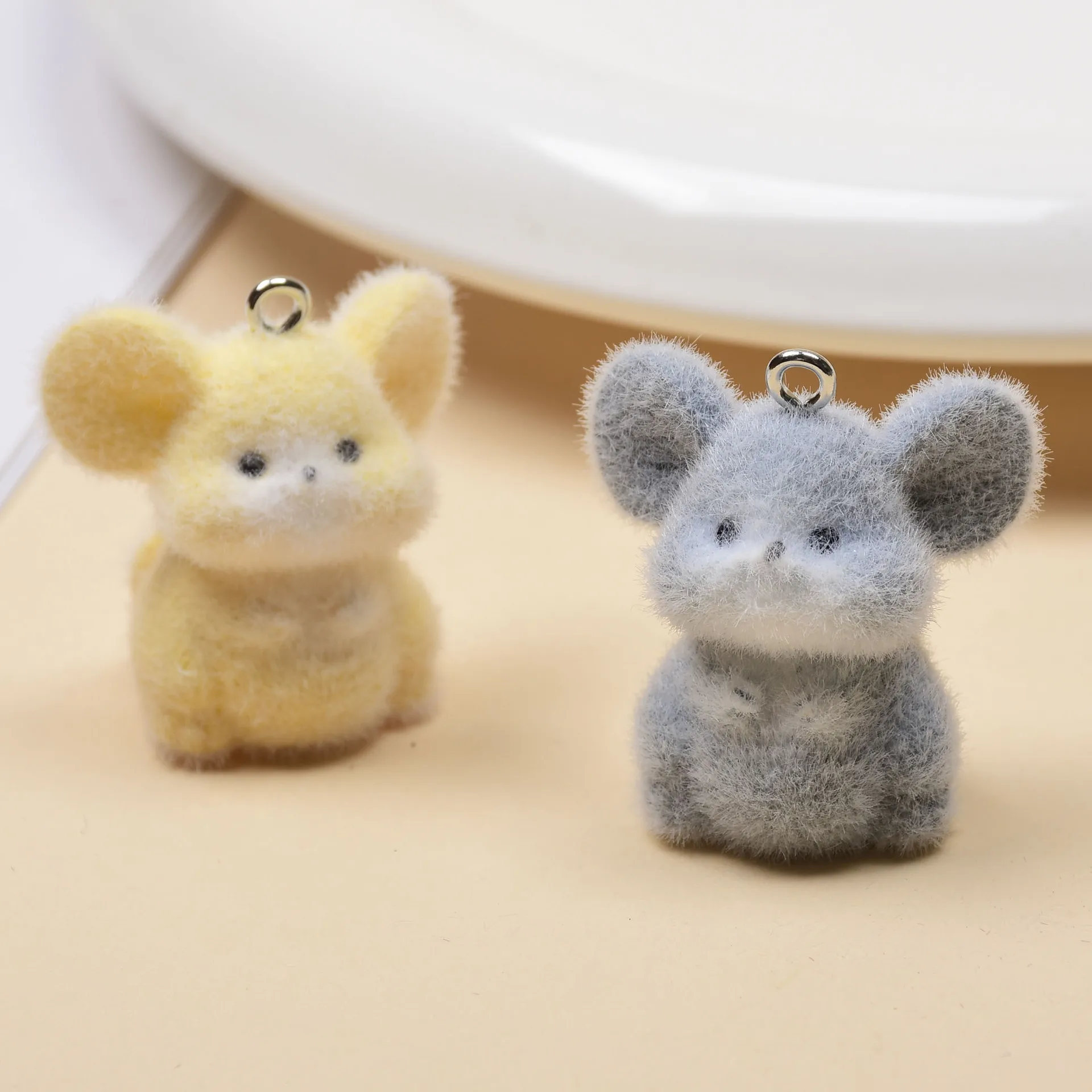 20pcs Flocking Resin Mouse charms Cartoon animal Doll Pendant For  animal necklace Keychains diy Handmade jewelry fittings