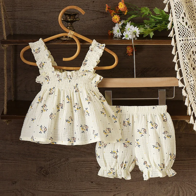 Girls Suit 2026 Spring and Summer New Childrens Clothing Korean Girl Baby Foreign Floral Double Layer Yarn Top Shorts Two Sets