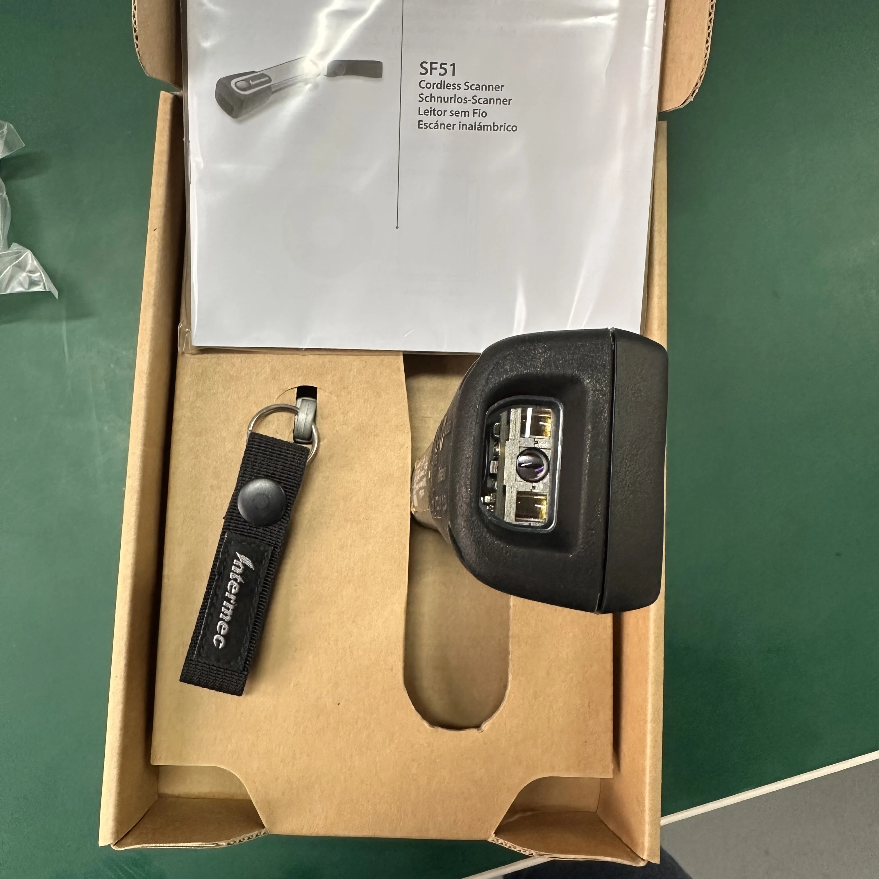 العلامة التجارية الجديدة Intermec SF51 لـ FEDEX 1D ماسح الباركود بالليزر SF51D02H50 مع البطارية